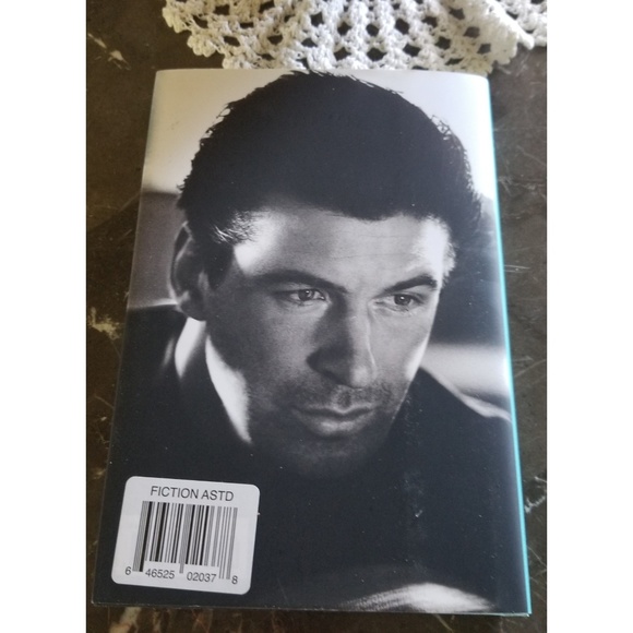 Alec Baldwin Nevertheless - a memoir book - Picture 2 of 8